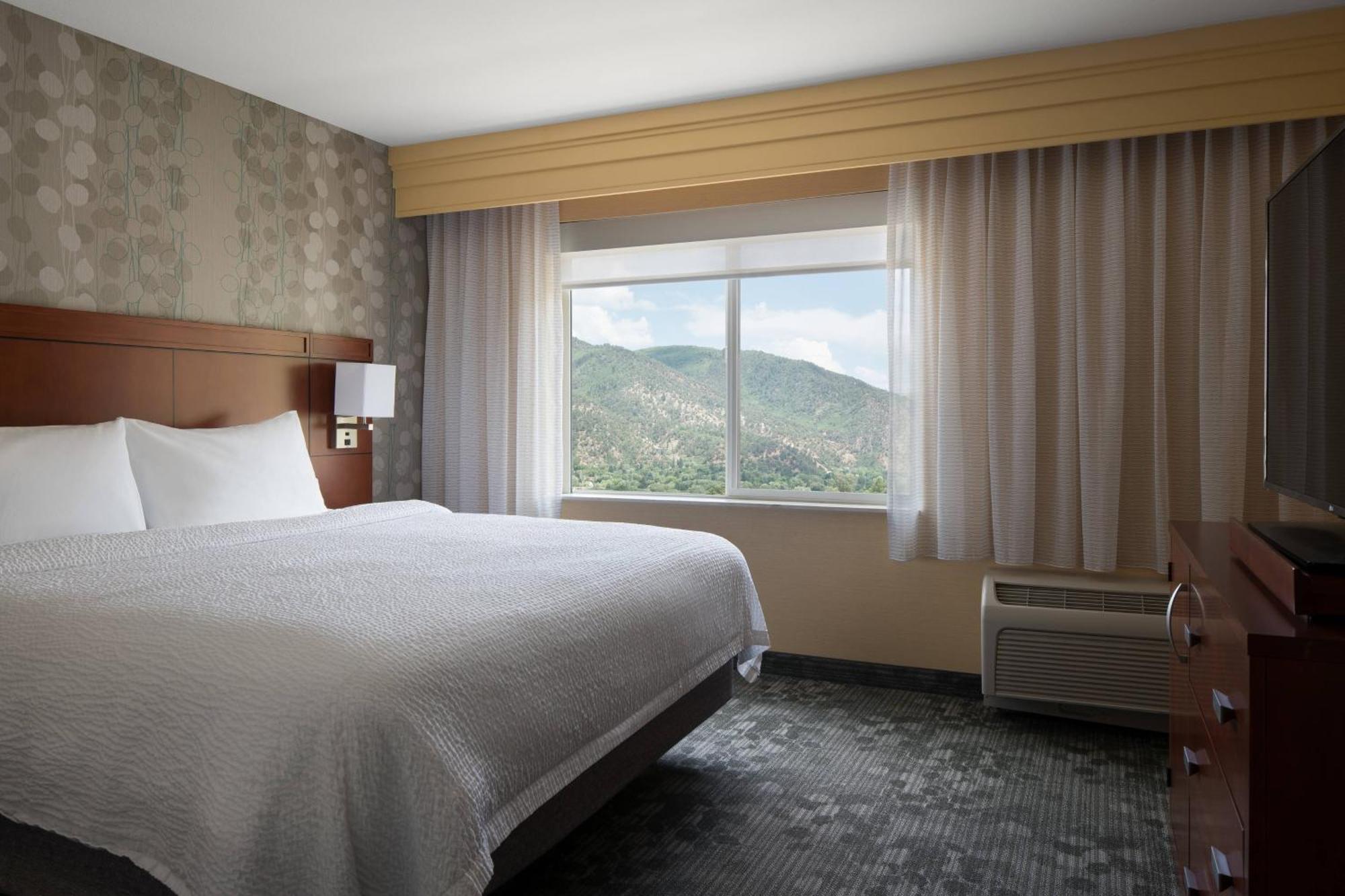 Courtyard By Marriott Glenwood Springs Hotel Bagian luar foto
